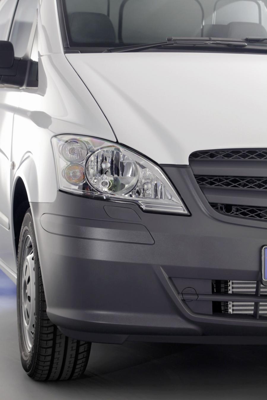  Mercedes-Benz Vito 2011 года  (фото 24 из 78)